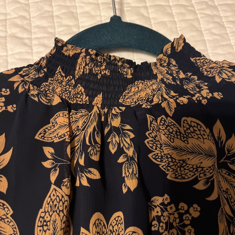 Jcrew patterned top - Picture 2 of 3